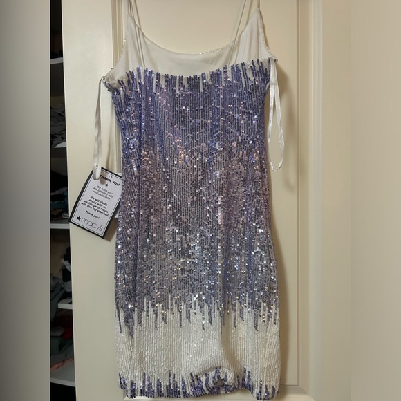 Purple white sequins dress size 9/10 - Picture 2 of 2